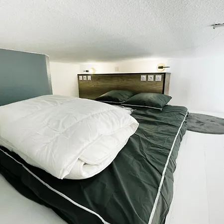 Appartement Studio Championnet Humbert Ii Gauche #fe *